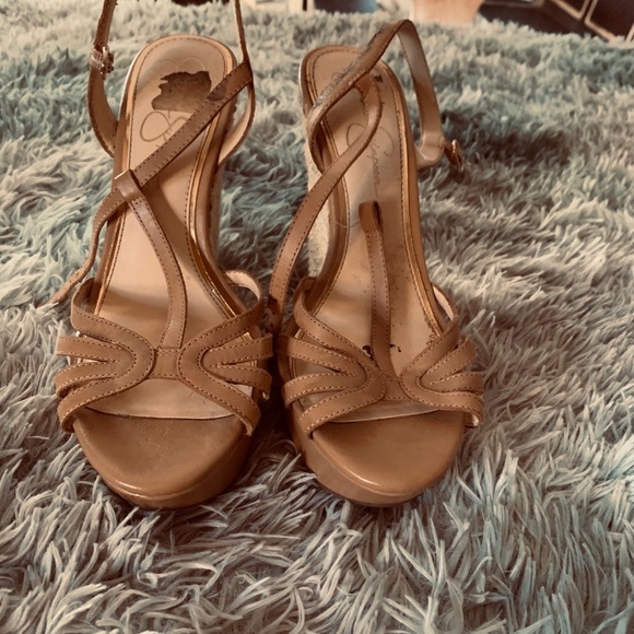 Shoes - Picture 3 of 4